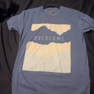 Next Level Men’s size small casual shirt like new